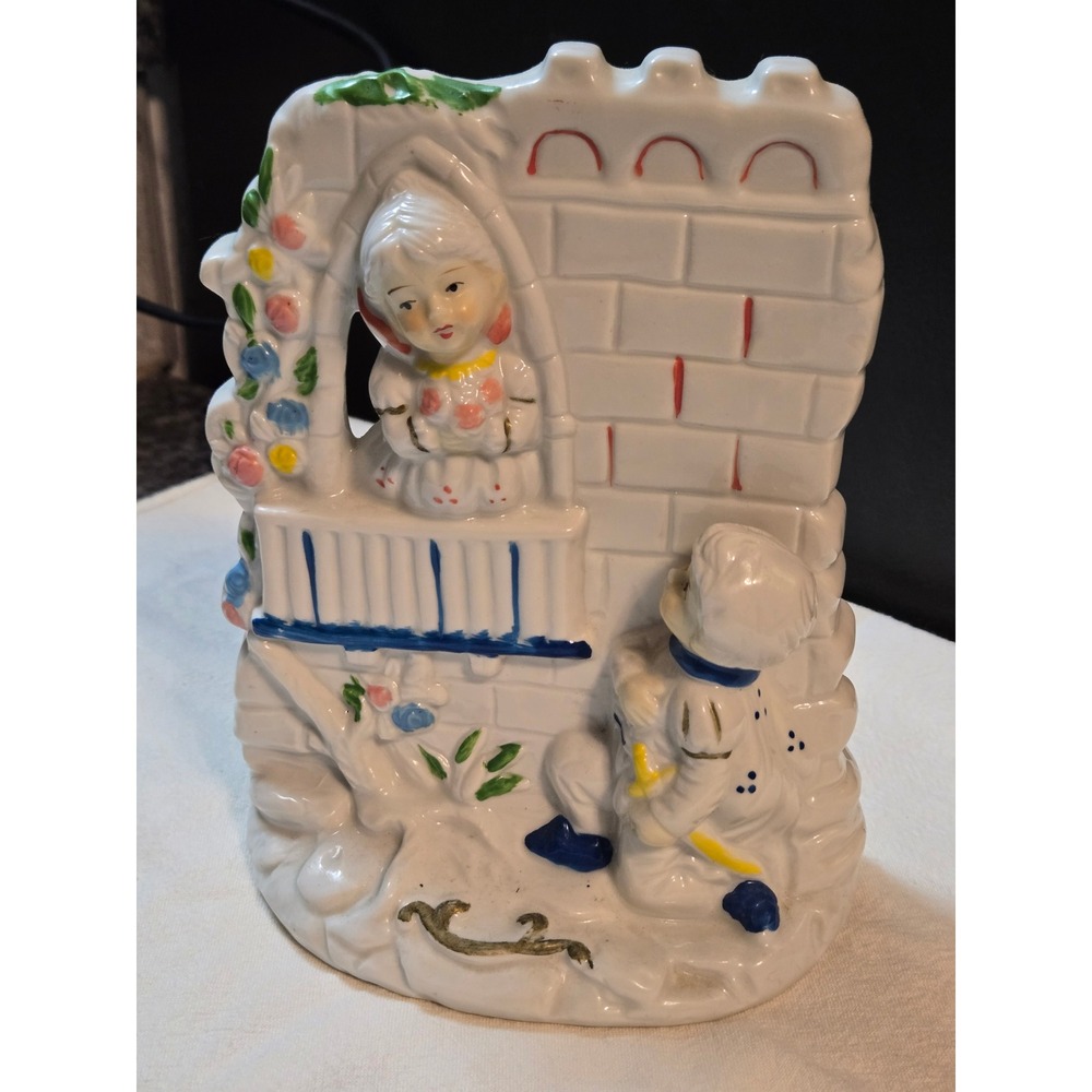 Vintage Ceramic Romeo & Juliette Figurine Taiwan Excellent Ceramic